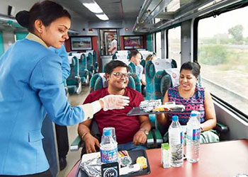 Taj Mahal Tour By Gatimaan Express Train from Delhi